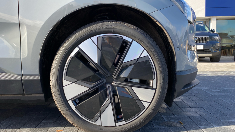 Volvo EX30 200kW SM Extended Range Ultra 69kWh 5dr Auto Electric Estate